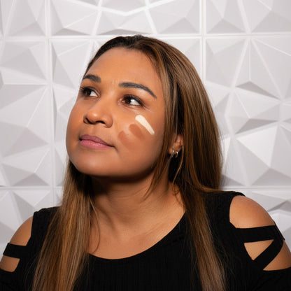 Debora 140 Vegan Moisturizing Foundation – Luminous Finish | FencyGrace